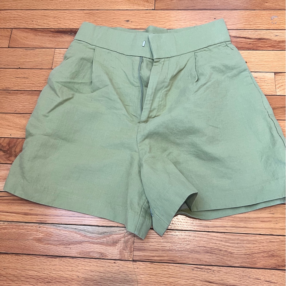 Zara women’s linen shorts